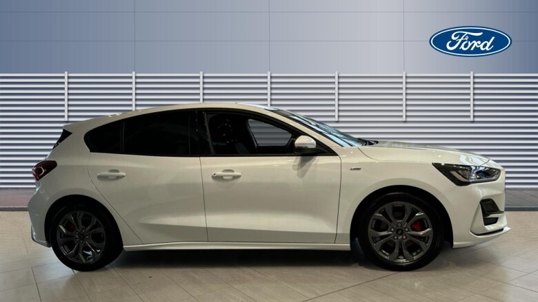 Ford Focus 1.0 EcoBoost Hybrid mHEV 155 ST-Line 5dr Auto Petrol Hatchback